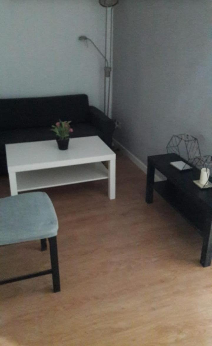 Apartamento 3 Dormitorios En Sanchez Preciados Madrid Exteriör bild